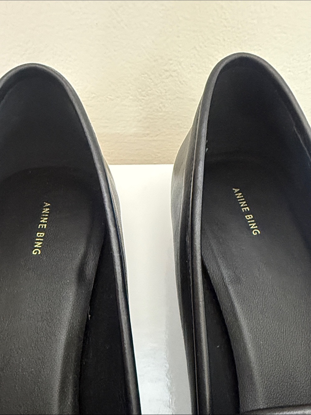 Anine Bing NEW Leather Loafers with Gold Chainlink - Size 39 - Picture 7 of 10